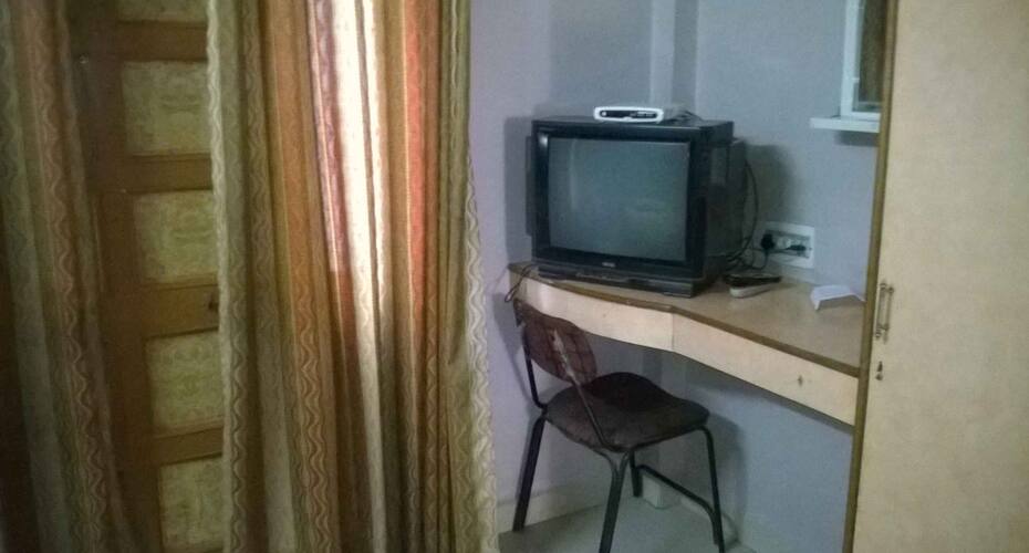 Hotel New Airline, Gandhidham 4